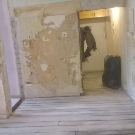 Sunny Apartment Near Bus Station Tallin Exterior foto