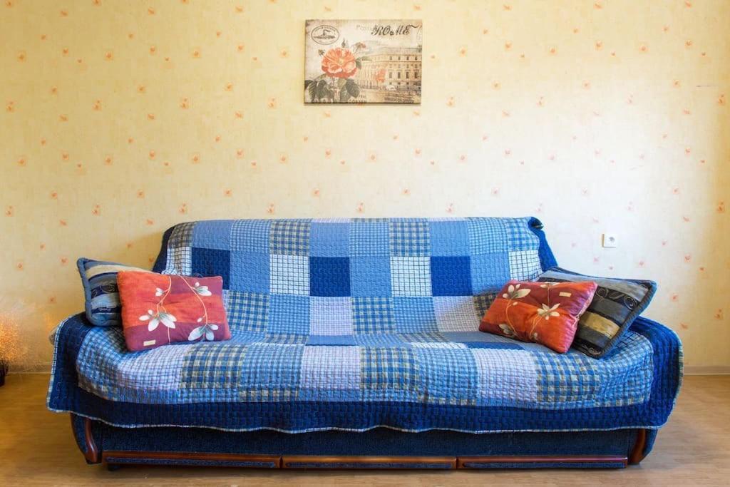 Sunny Apartment Near Bus Station Tallin Exterior foto